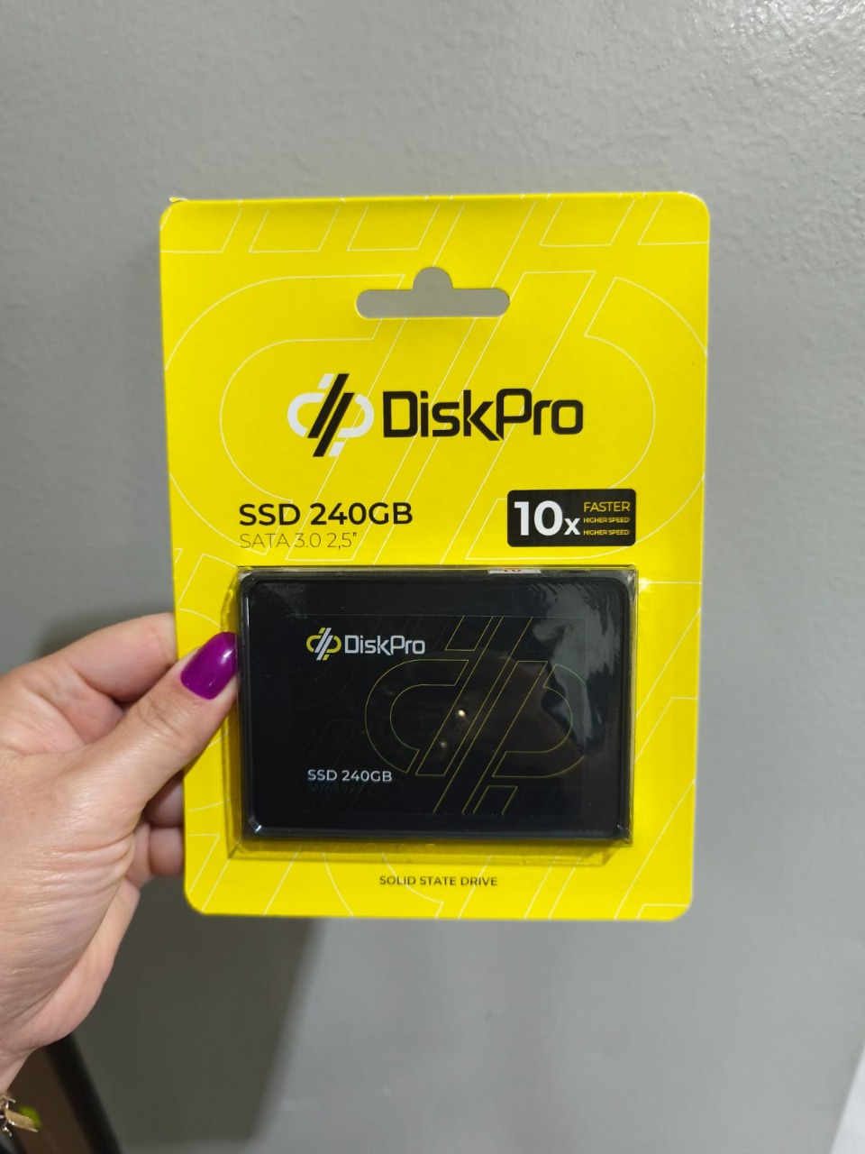 SSD DiskPro de 240 GB